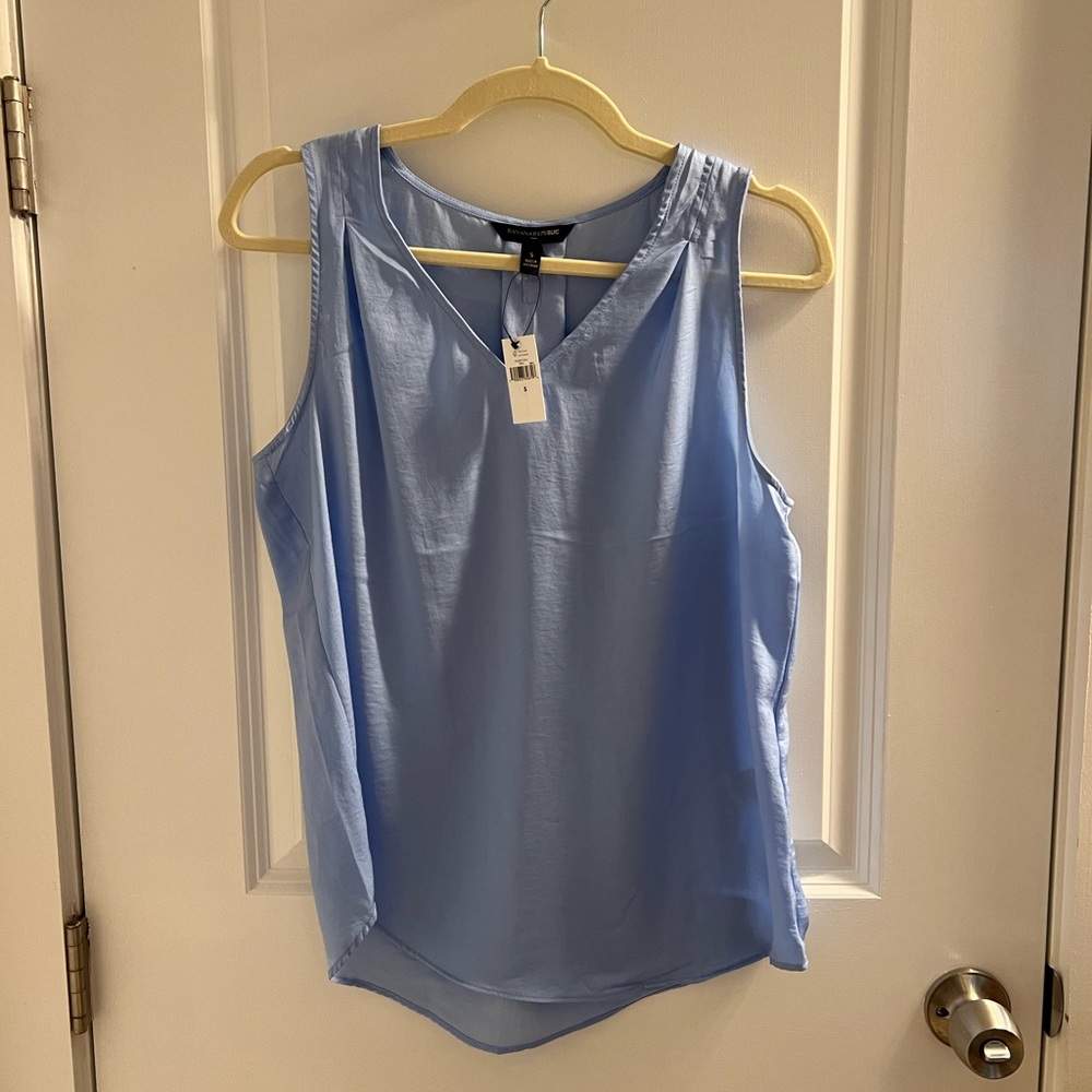 NWT Banana Republic sleeveless top